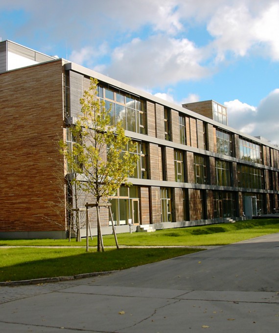 Campus Berlin-Buch, FMP-Gebäude